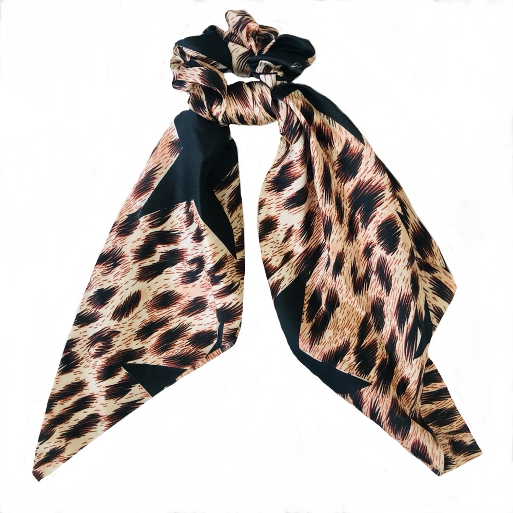 🆕animal leopard print scrunchie w/ hair scarf